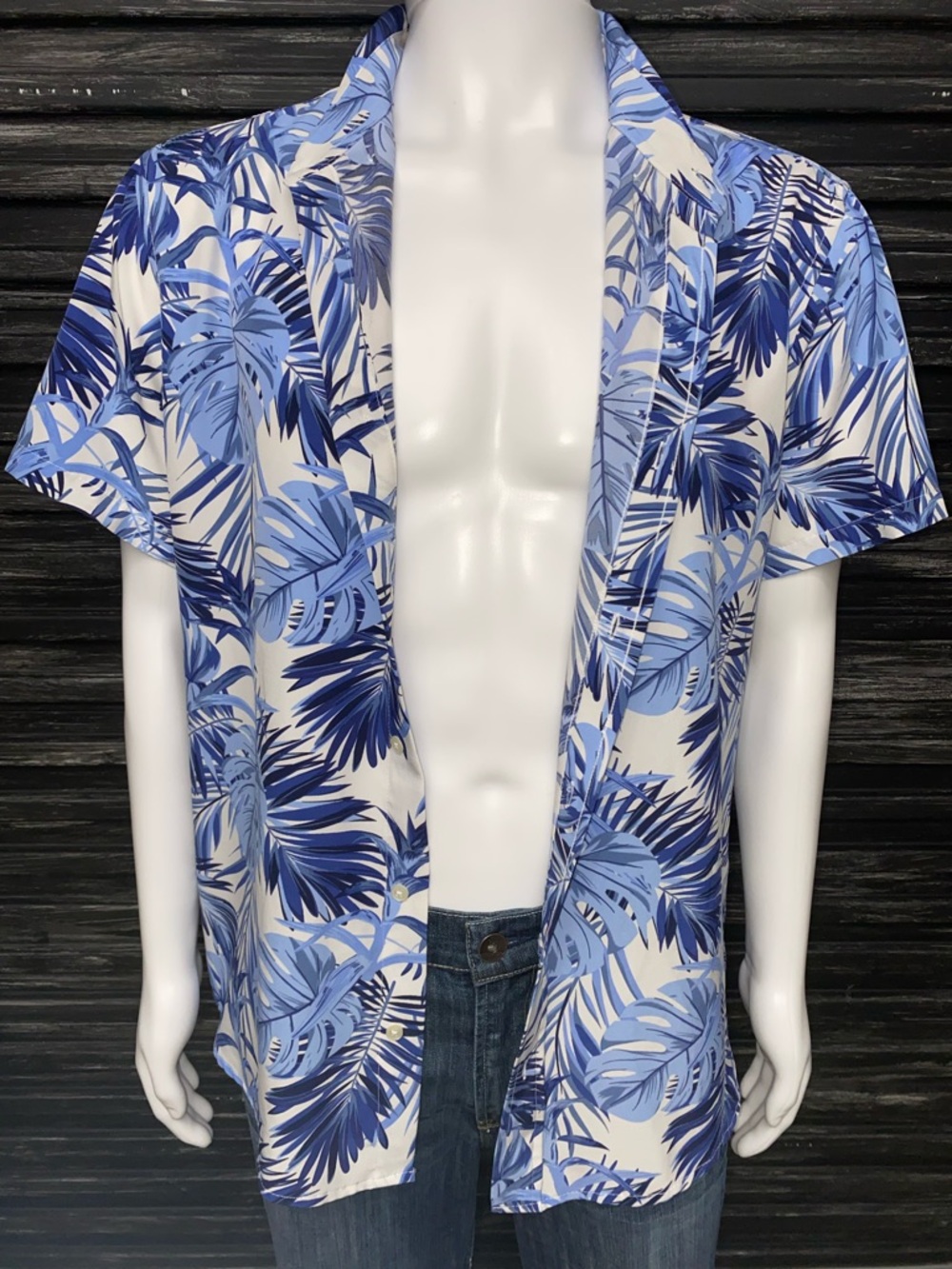 Cotton & Co. Blue Tropical Palm Print Button Up Shirt Men’s Size Large